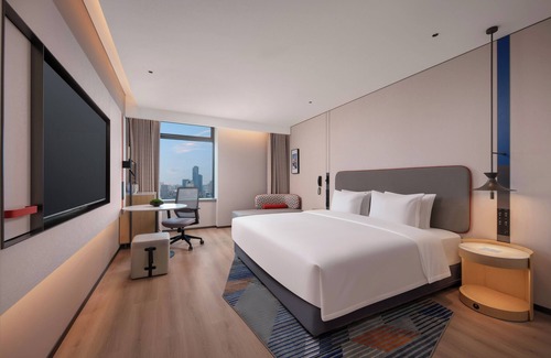 Jiang'an District Hotel | Holiday Inn Express Wuhan Jianghan Road by IHG