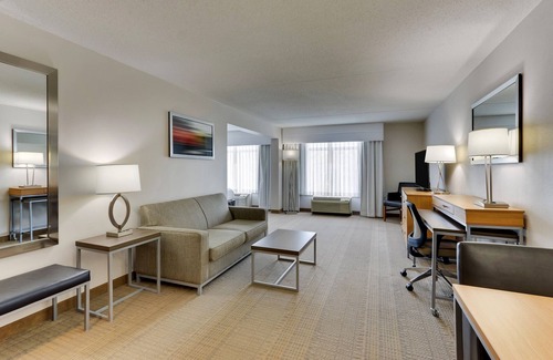 Brentwood Hotel | Holiday Inn Franklin - Cool Springs by IHG