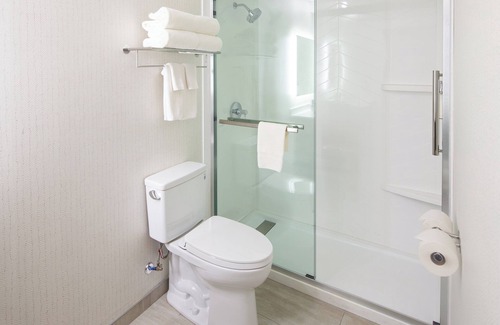 Hinton Hotel | Holiday Inn Hinton by IHG