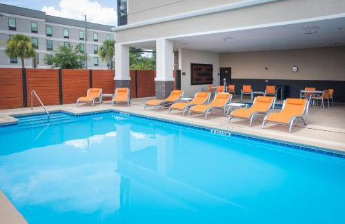 Ferry Pass Hotel | Holiday Inn Pensacola - University Area by IHG