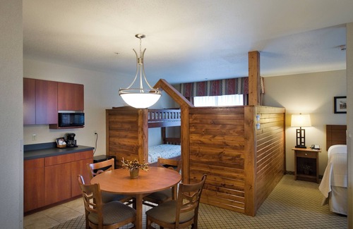 Fort Wayne Hotel | Holiday Inn Purdue - Fort Wayne by IHG