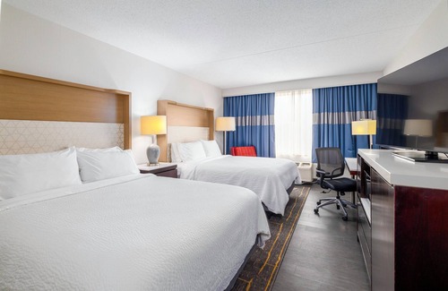 Colliers Hotel | Holiday Inn Weirton - Steubenville Area by IHG