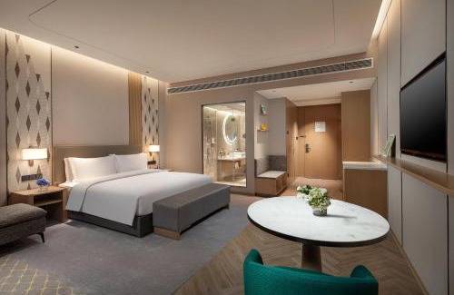 Liangxi District Hotel | Holiday Inn Wuxi Central Station by IHG