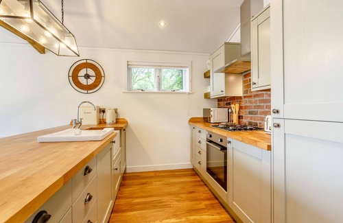 Churchill Apartment | Holiday Lodge in The Cotswolds