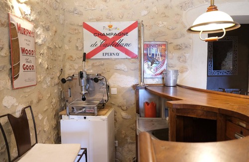 Eygalieres Ski Chalet | Holiday rental farm with pool EYGALIERES LS-447