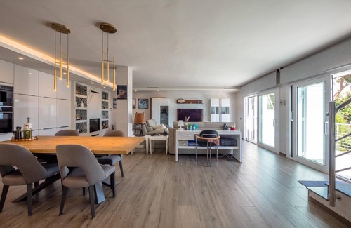 Aiguablava House | Holiday Rental semi-detached house with private pool in Begur, Sa Tuna