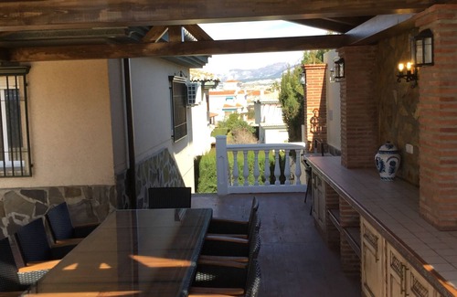 Otura Villa | Holiday villa in Granada of rest. Leisure. Ski. Beach. Montana. History. shopping