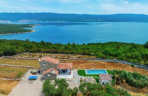 Risika House | Holidayhome Villa Mare with Pool and 500 m2 Garden with sea view