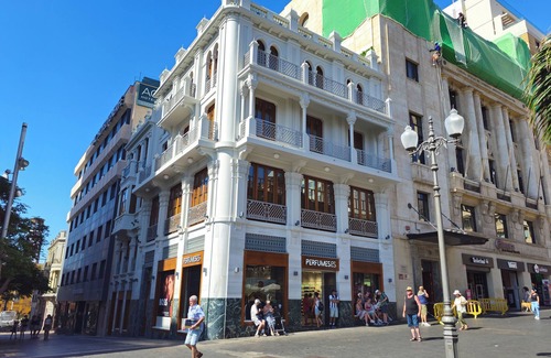 Santa Cruz de Tenerife Apartment | Holidays '12 Duplex' with Sea Views, Wi-Fi and Air Conditioning