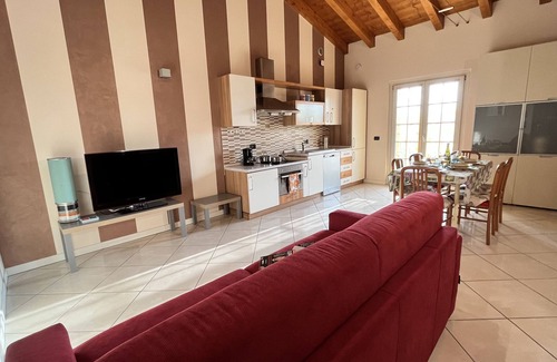 Pozzolengo Apartment | Holidays Lake Garda Sirmione Peschiera and Desenzano del Garda