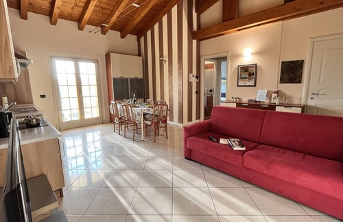 Pozzolengo Apartment | Holidays Lake Garda Sirmione Peschiera and Desenzano del Garda