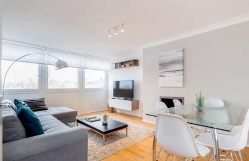 Holland Park Apartment | Holland Park 2 Bed Flat by BaseToGo