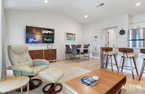 Barton Hills Apartment | Hollow Creek #4 xxxx