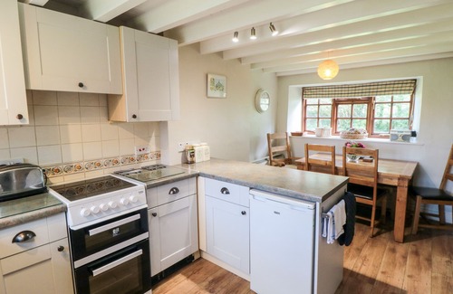 Briggswath Cottage | HOLLY COTTAGE, pet friendly, character holiday cottage in Whitby