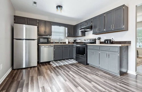 Cleveland Apartment | Holly House Cleveland