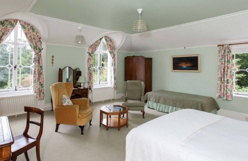 Emsworth Bed & Breakfast | Hollybank House