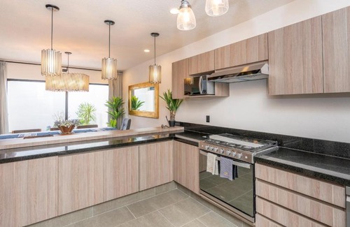 San Miguel de Allende House | HOLT Nueva Escondida 3BR - Pool, Parking & Patios