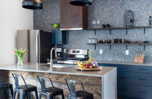 Reynoldstown Apartment | Holy Grail