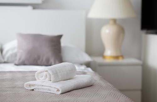Wilanow Apartment | Holzera 6 studio close to Medicover and Paley