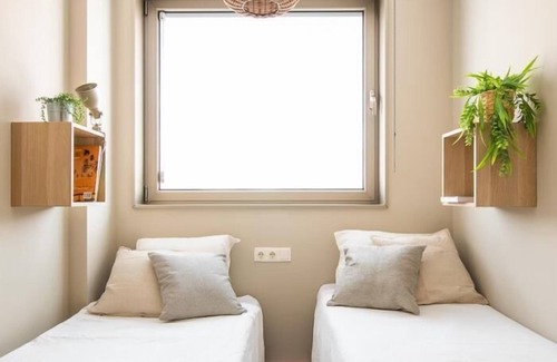Collblanc y La Torrassa Apartment | Homing Barcelona 101 - Apartment close to Camp Nou