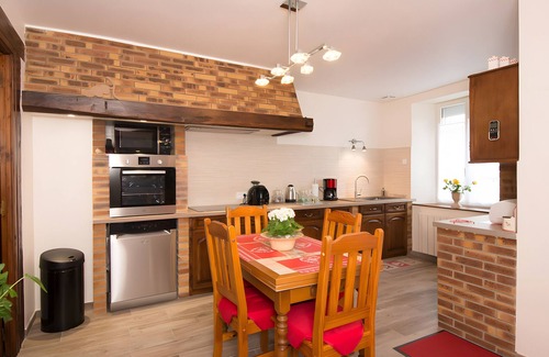 Fromentieres Cottage | “Home Away from Home” Cottage in Champagne