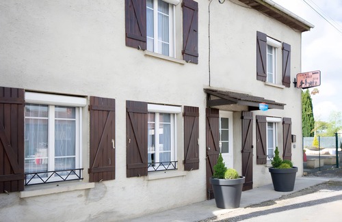 Fromentieres Cottage | “Home Away from Home” Cottage in Champagne