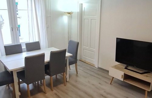 Alt-Wiedikon Apartment | Home away from home