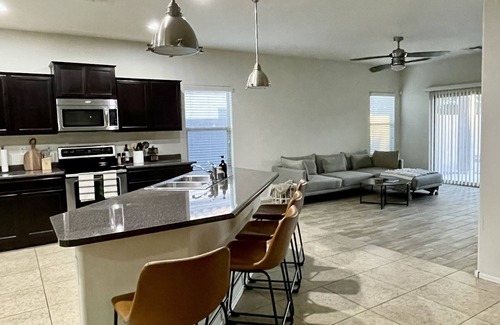 Laveen House | Home away from home in Sunny AZ -Office & 4 bedroom