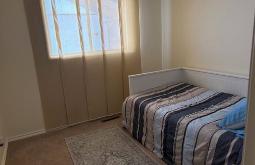 Southeast Calgary House | Home away from home. None smoking and wifi connection in 3 weeks. Full kitchen