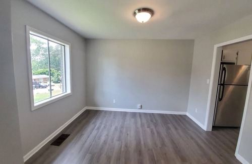 New Castle House | Home Away From Home!