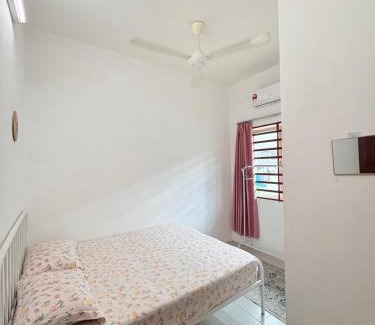 Gerik House | Home-Away Homestay