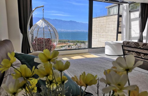 Manjiang House | Home Bird Garden Villa