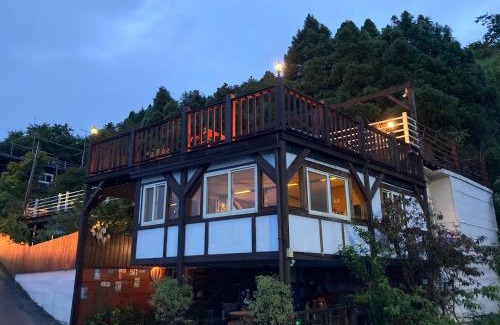 Ren'ai House | Home Box