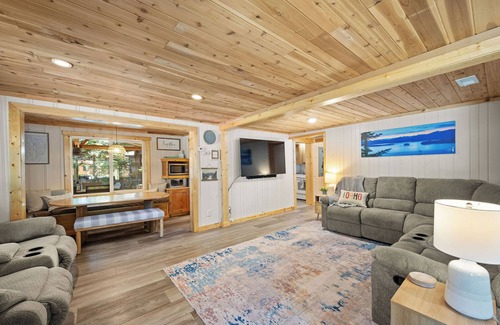 Nordman House | Home & Cabin at Priest Lake- Summer on the Lake