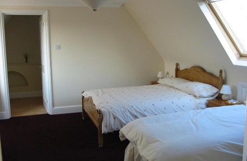Buxton Bed & Breakfast | Home farm cottage Guest House