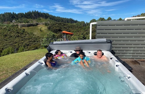 Mangonui Cottage | Home from home nTwo bedrooms self contained shower and kitchenette double story