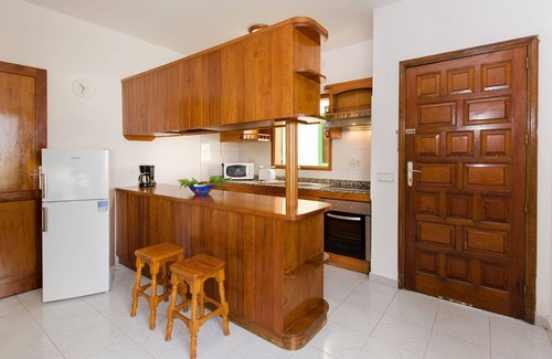 Mozaga House | Home In Central Location with Vegetable Garden, Terrace, Mountain View & Wi-Fi