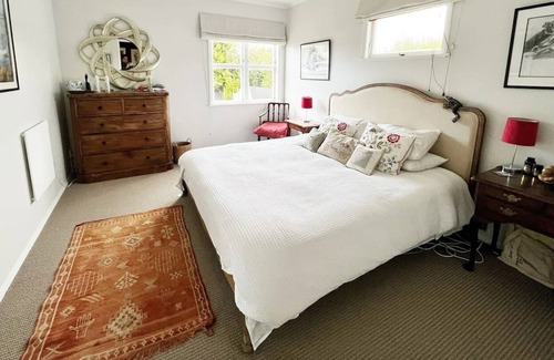 Anderson Park House | Home in Havelock North