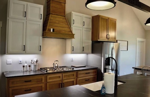 Gainesboro House | Home in the Country by the Roaring River