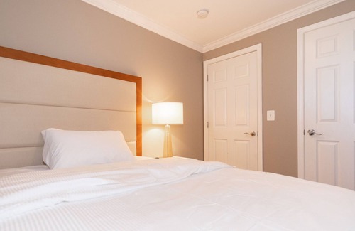 Lower Central NE House | Home in Washington DC - Three BR 2.5 Bath w/ parking and Deck 3 min from metro