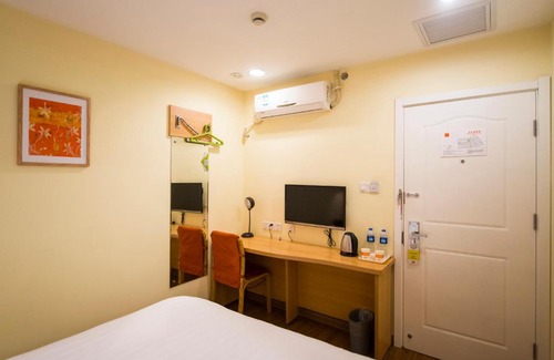 Datong District Hotel | Home Inn Daqing Xincu Keji Road Transportation Hub