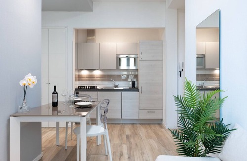Santa Maria Novella Apartment | Home Magè Florence with private garage and balcony