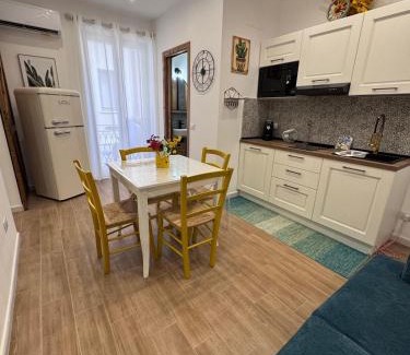 Monte di Pieta Apartment | Home Simo al Capo in the old center of Palermo