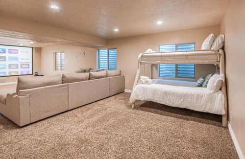 South Jordan Apartment | Home Theater in South Jordan's Cozy Basement Unit