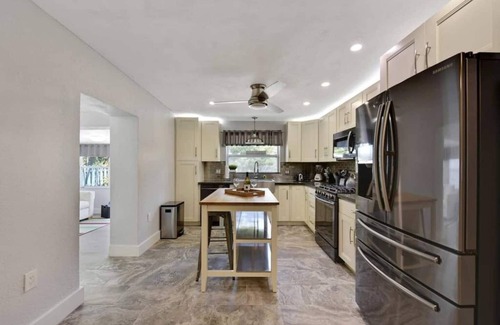 South Corals House | Home w/pool by PMI OP Cabana