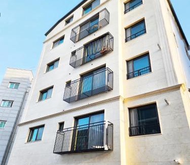 Cheonho-dong Apartment | Home Woodsage