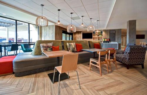 Bowling Green Hotel | Home2 Suites By Hilton Bowling Green, Oh