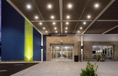 Metrocenter - North Rhodes Park Hotel | Home2 Suites By Hilton Nashville Downtown-Metrocenter