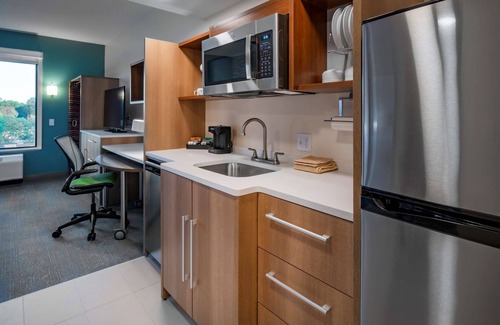 South Central Omaha Hotel | Home2 Suites by Hilton Omaha I-80 at 72nd Street, NE