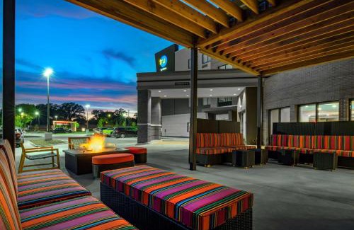 South Central Omaha Hotel | Home2 Suites by Hilton Omaha I-80 at 72nd Street, NE